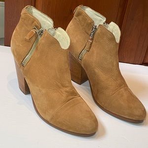 Rag and bone nubuck heeled boots